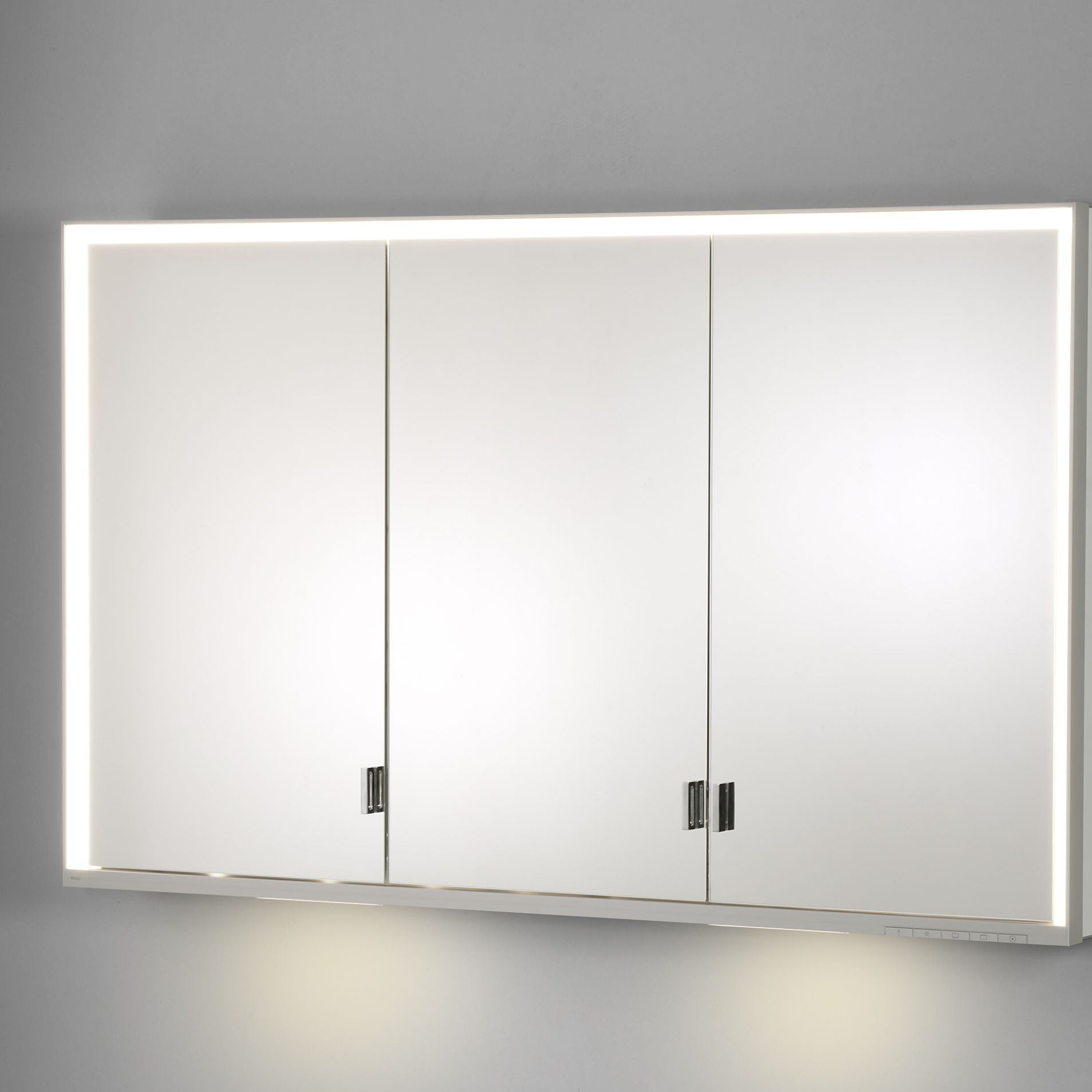 Keuco Royal Lumos Mirror cabinet triple-door recessed - full length door