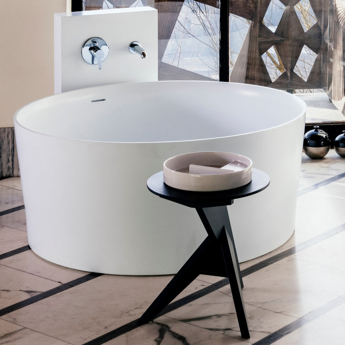 Laufen Val Freestanding Circular Bath