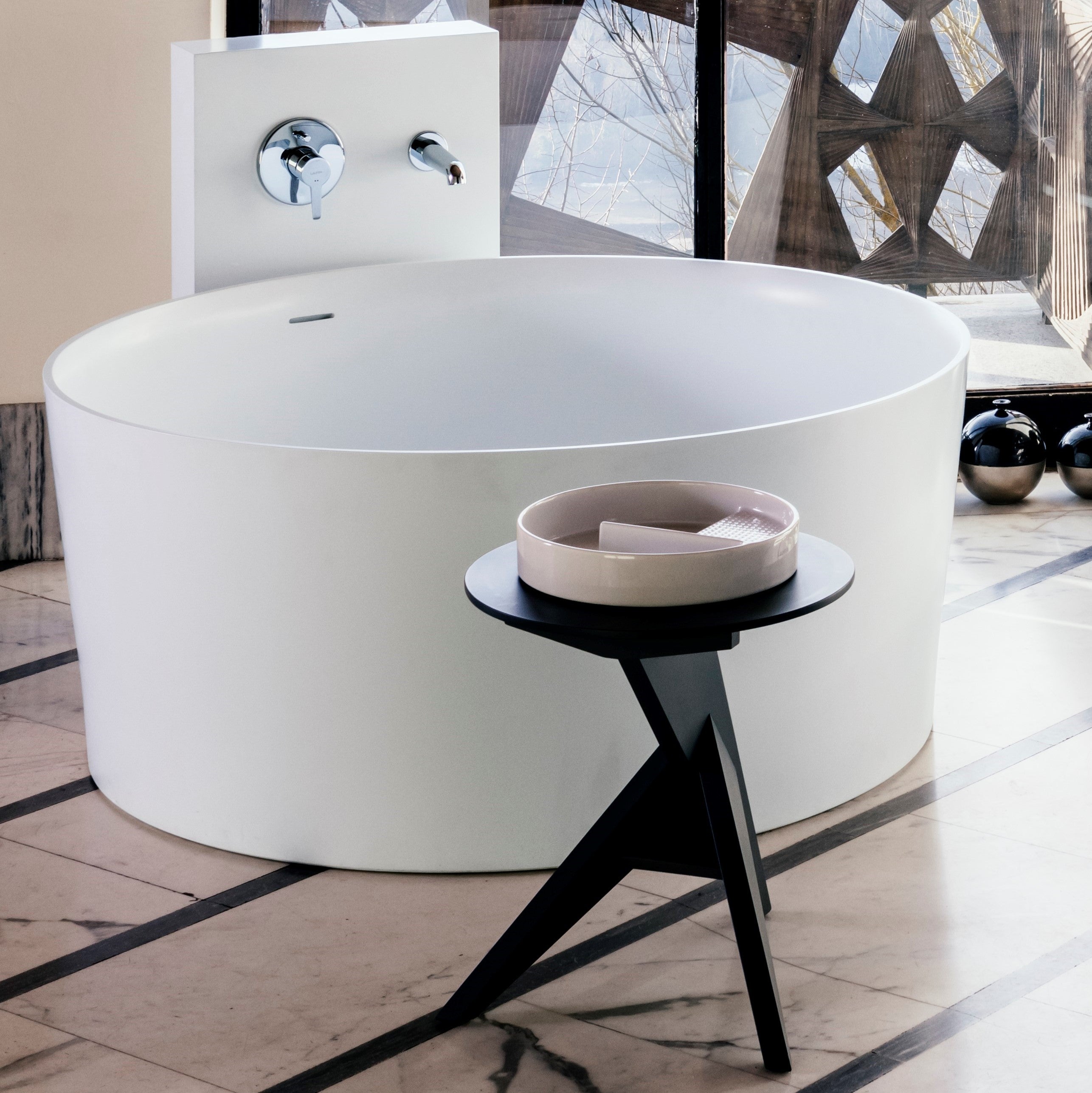 Laufen Val Freestanding Circular Bath