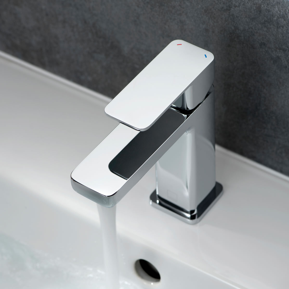 Vado Phase Mono Basin Mixer Smooth Bodied Single Lever Deck Mounted with Universal Waste