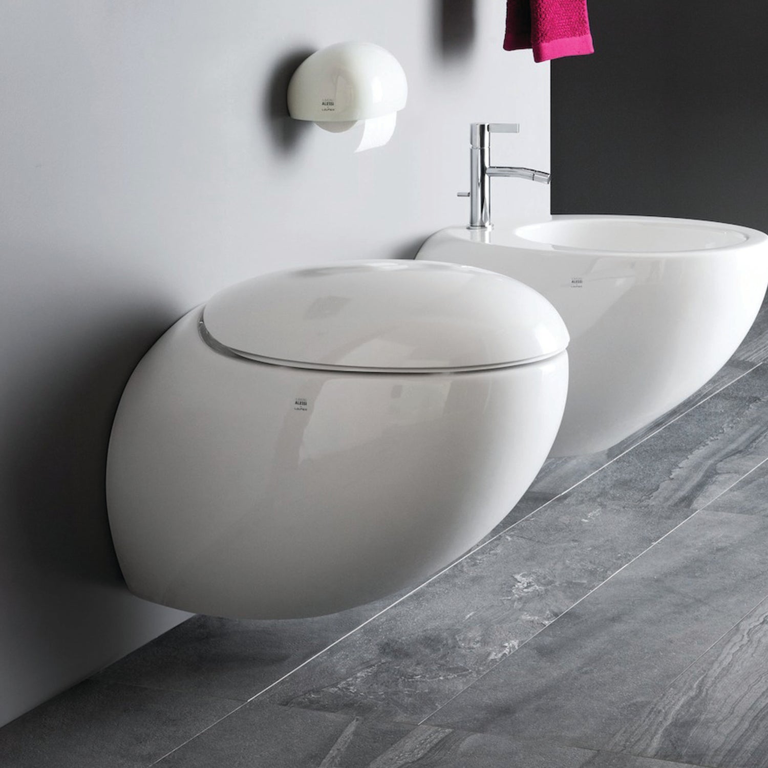 Laufen Ilbagnoalessi wall-hung WC pan &amp; matching seat